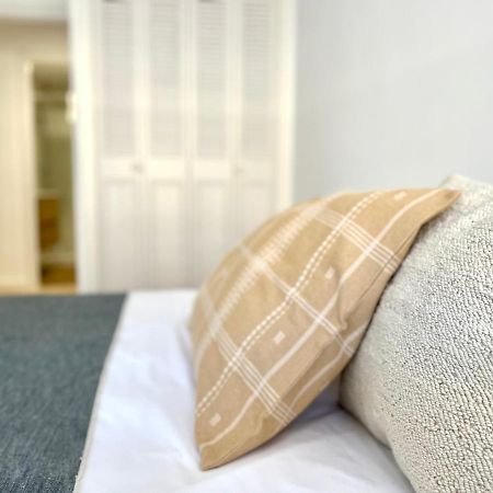 Housing Leon Ana Mogas Con Garajeアパートメント エクステリア 写真