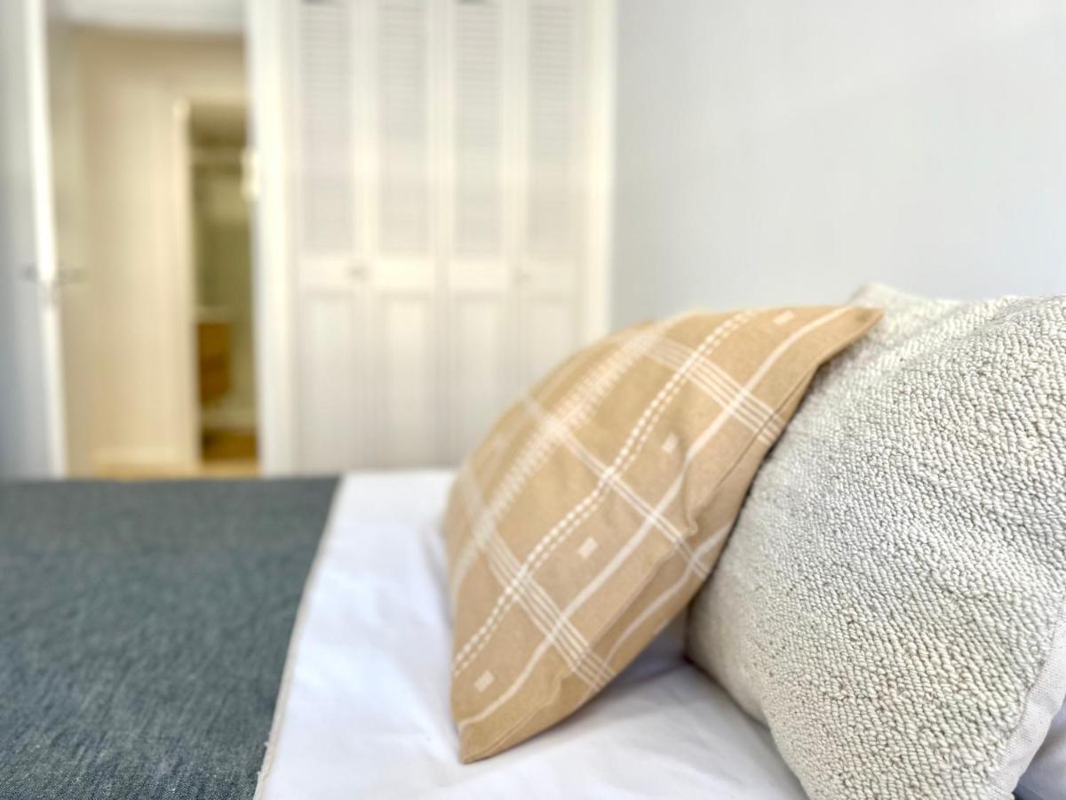 Housing Leon Ana Mogas Con Garajeアパートメント エクステリア 写真